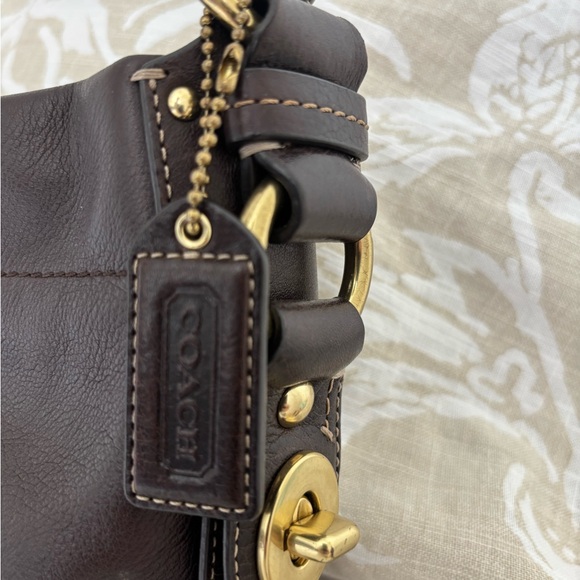 Coach Brown Leather Shoulder Bag - Picture 3 of 8